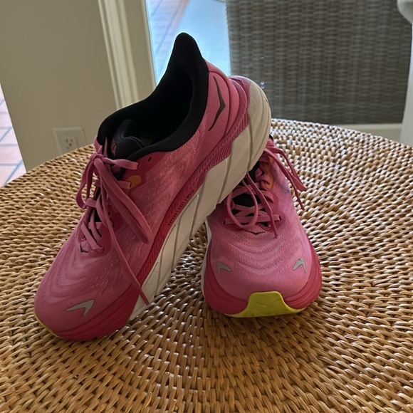 Hoka Ahari running shoes size 7.5 excellent condition - Picture 8 of 9